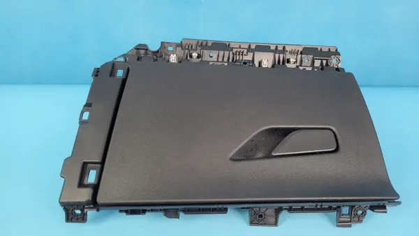 Passagerarhandskfack BMW X1 U11 23r OEM 2607192X image 2