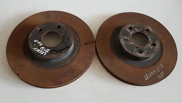 Disco de freio dianteiro Subaru Legacy 2009 26300AG01A image 3