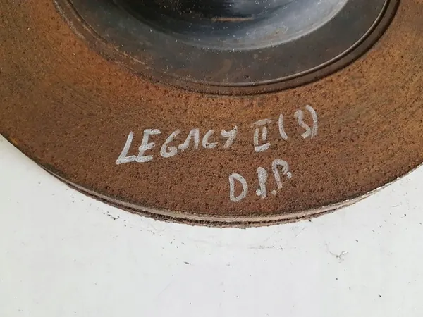 Disco de freio dianteiro Subaru Legacy 2009 26300AG01A image 6