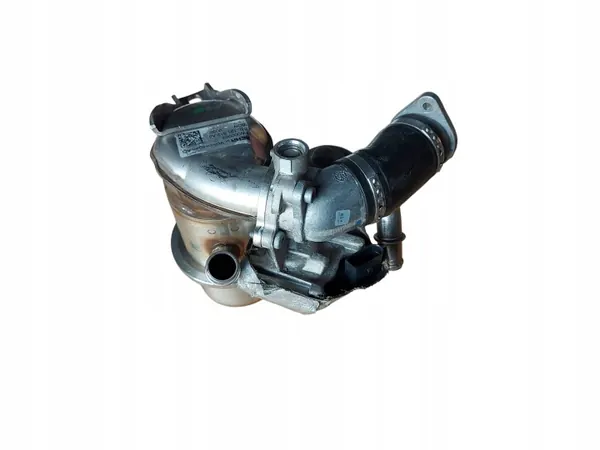 Arrefecedor EGR usado OEM 04L131501L 04L131512AJ image 2