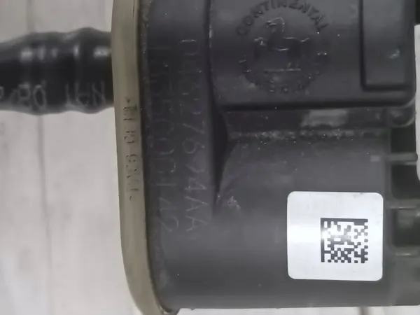 Válvula Dodge RAM 2015 OEM 04627694AA Usada image 5