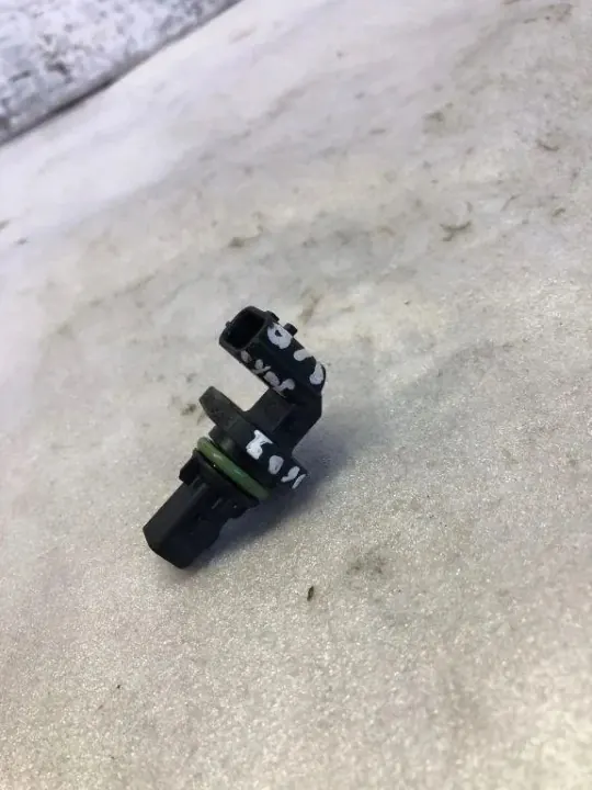 Sensor de posição do eixo de cames OEM A2C96646200 Nissan Juke image 2