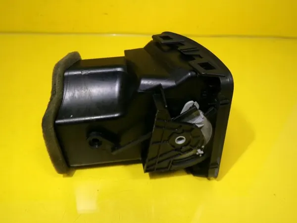 Grelha de ventilação dianteira esquerda Volkswagen Golf V 1K0819709 image 9