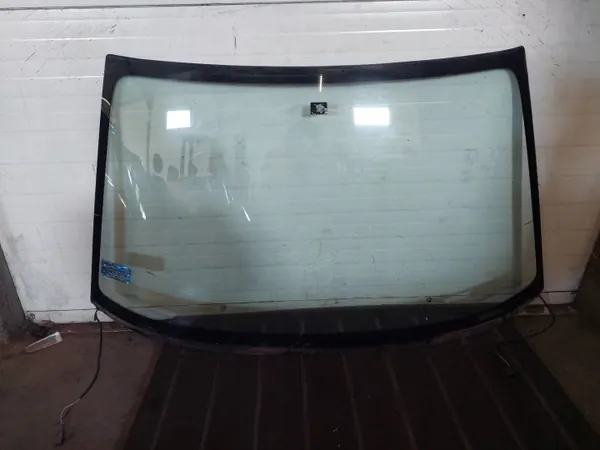 OEM-lämmitetty etulasi Ford Orion MK3 90-93 image 2
