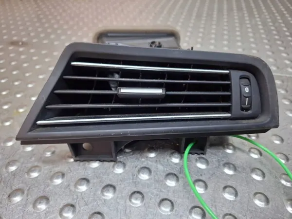 Console ventilatierooster rechts OEM S26372665 BMW 5 F10 F11 image 3