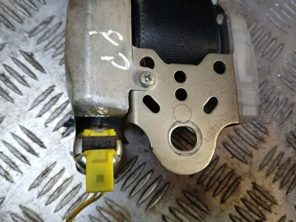 Toyota AYGO I turvavyö OEM AYGOIPASPP Oikea etu image 4