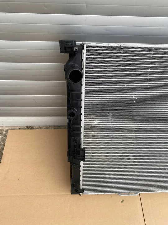 Vattenkylare BMW G11 G30 G31 8484638 image 6