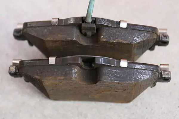 Discos e pastilhas de freio dianteiros BMW 5' G30 G31 X3 G01 X4 G02 OEM image 4