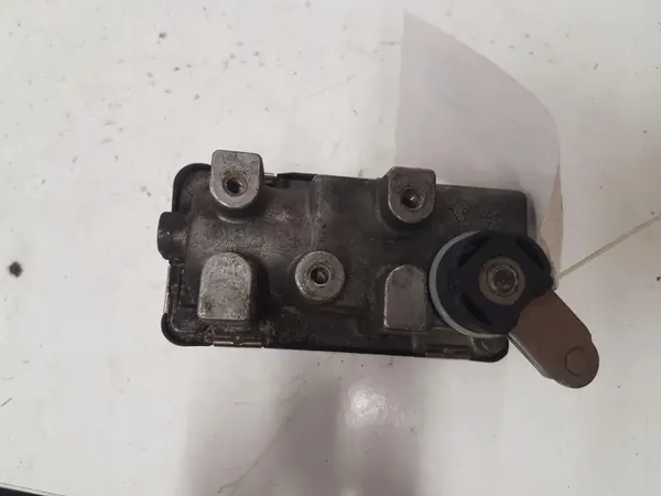 Mercedes-Benz Turbolader-Aktor OEM 6NW008412 image 6