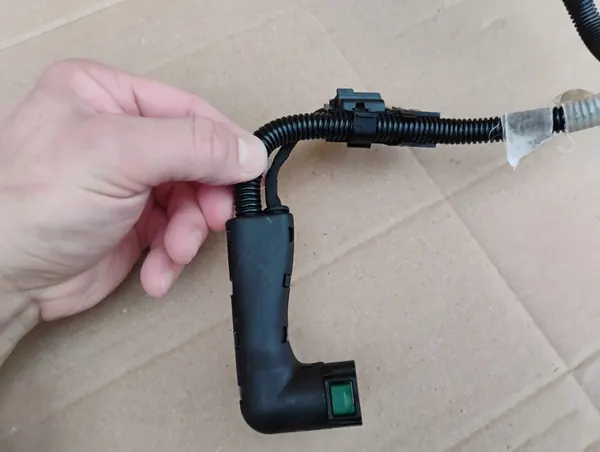 Tuyau AdBlue VW Caddy IV 2K5 image 7