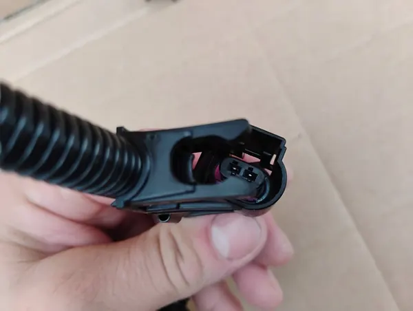 Tuyau AdBlue VW Caddy IV 2K5 image 8