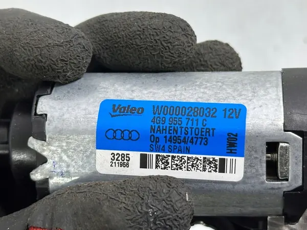Audi OE 4G9955711C Scheibenwischermotor image 4