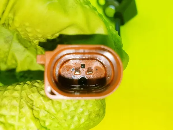 Vattenpumpventilsensor Audi A4 A5 A6 Q5 Tiguan 2.0 TDI image 4