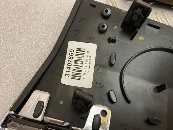 Volvo XC90 2017 Dörrklädsel Set OEM 31407843 image 4