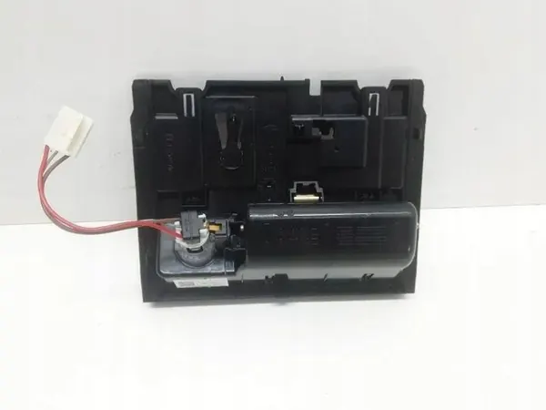 Asbak OEM 3G1863284A voor VW Passat B8 2.0L Diesel image 3