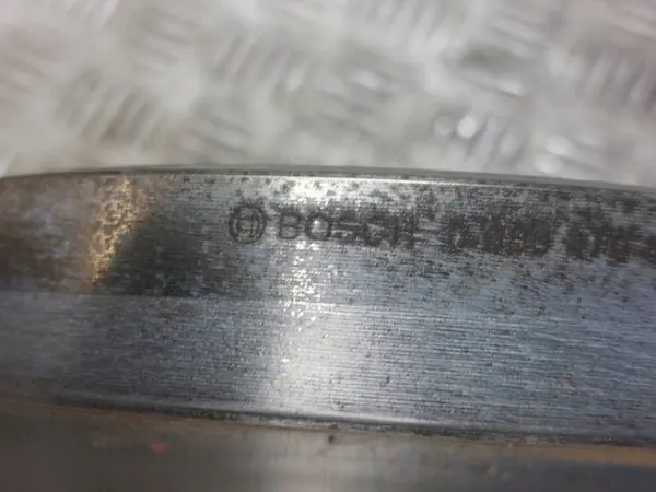 Audi OE Bremscheiben, Beläge & Bremssättel Vorderachse Set image 10