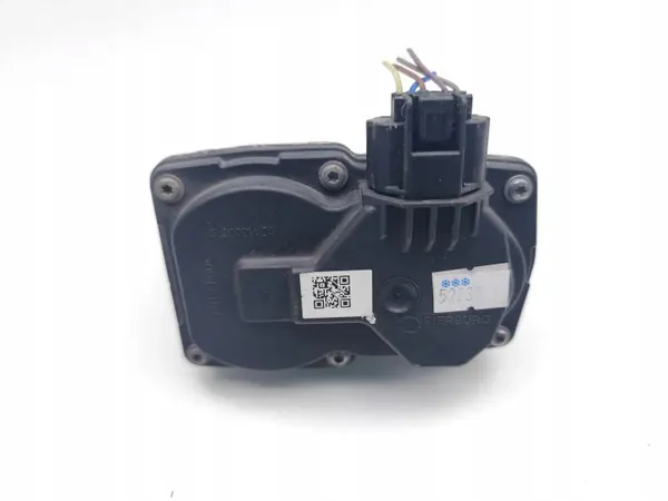Colector de escape Mazda CX-30 Mild Hybrid 2022 OEM 52302110 image 7