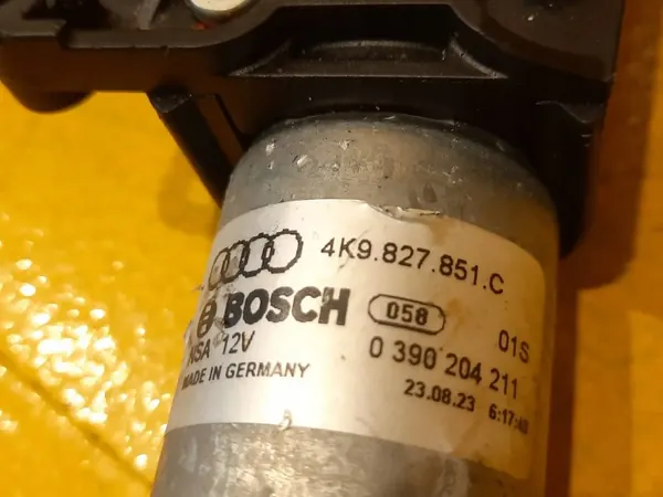 Audi A6 C8 Rear Tailgate Engine Left OEM 4K9827851C image 7
