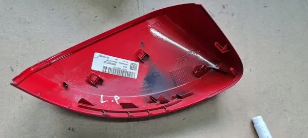Audi A3 8V Vänster Spegelkåpa 8V0857527 image 4