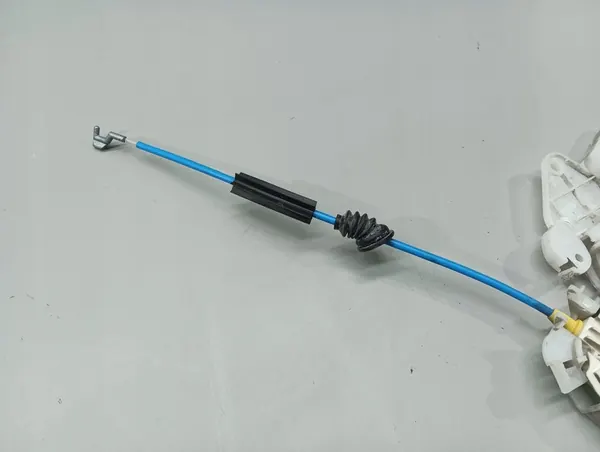 Höger Framdörrslås 4Pin Mercedes W212 GLK X204 A0997200435 image 2