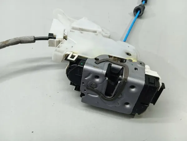 Höger Framdörrslås 4Pin Mercedes W212 GLK X204 A0997200435 image 5