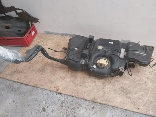 Bränslepump OEM 9684995280 för Citroen Berlingo image 2