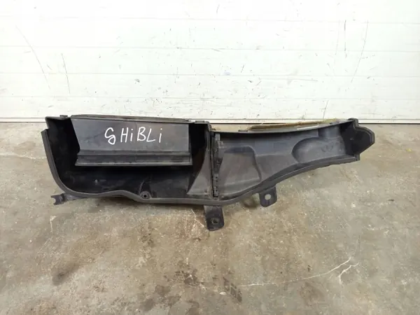 Maserati Ghibli III Interieurfilter Behuizing OEM 670030773 image 2