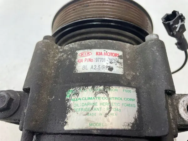 KIA Sorento 2007 Compresor A/C image 8