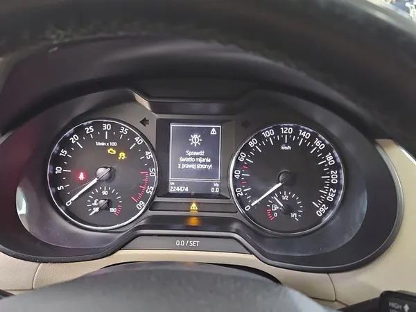 SKODA OCTAVIA III Nopeusmittari 1.6 TDI image 2