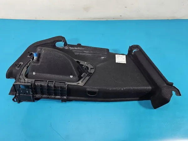 OEM 8W5863880H Rechter Kofferbakbekleding Audi A4 B9 Sedan image 3