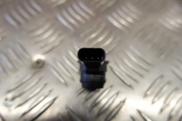 Tesla Parkeersensor OEM 104847401A - Gebruikt image 6