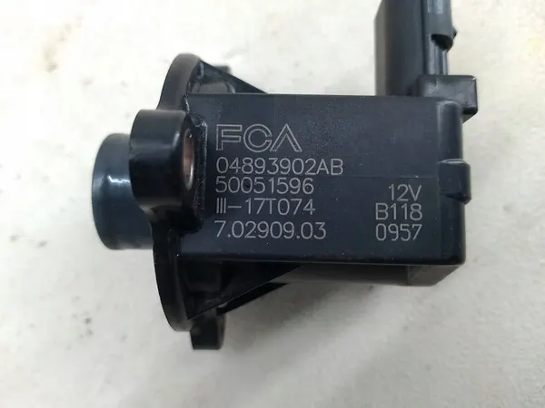 Turbo Ventil Alfa Romeo Giulia II 2.0 TBI OEM 50051596 image 2