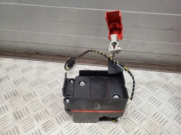 Module contrôle batterie Jaguar XF X250 OEM CX2314K131BC image 2