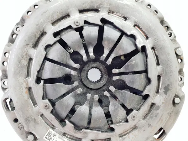 RENAULT DACIA NISSAN 1.2 TCE Conjunto de Embreagem DMF image 2