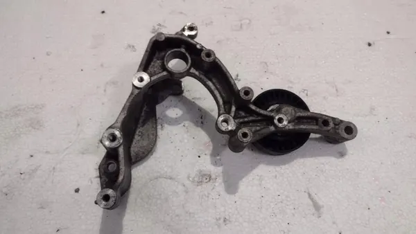 Mercedes S-klasse W222 distributieriemspanner A1772240700 image 3