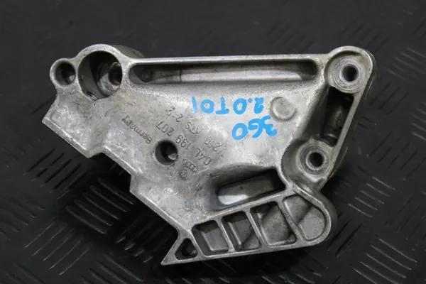 Support moteur 04L199207 VW Passat B8 image 1
