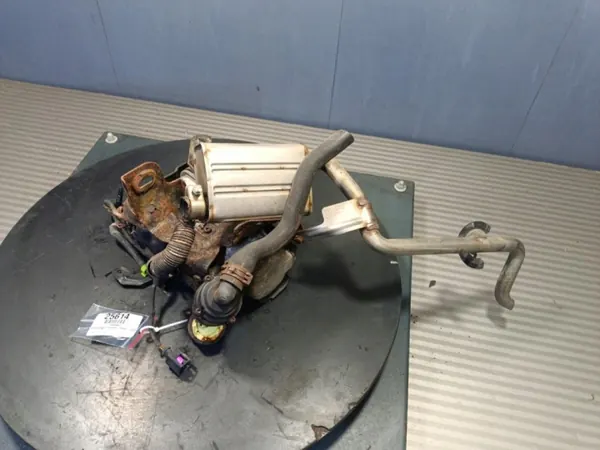 OEM 25614 Webasto Lift VW Touran I:lle - Käytetty image 2