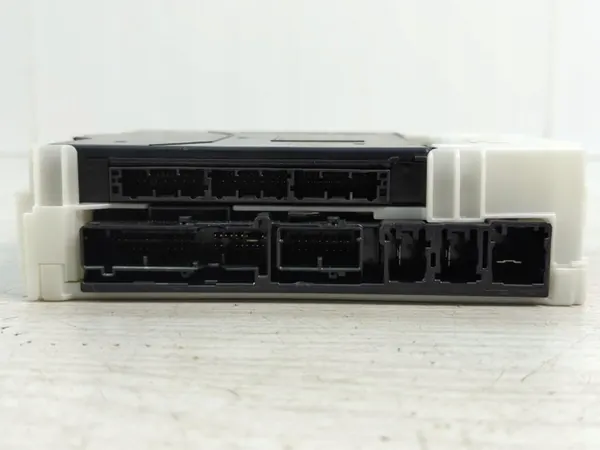 Módulo Confort Lexus NX OEM 89221-78067 image 4