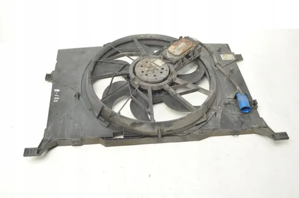 Mercedes radiateurventilator OEM A1695002693 - Gebruikt image 2