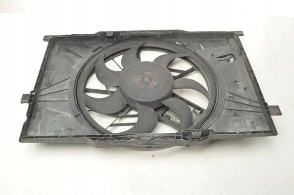 Mercedes radiateurventilator OEM A1695002693 - Gebruikt image 5