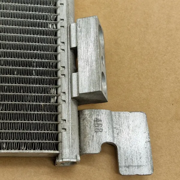 Condenseur AC OEM #Z9UY pour Audi A6 C8 A7 4K image 3