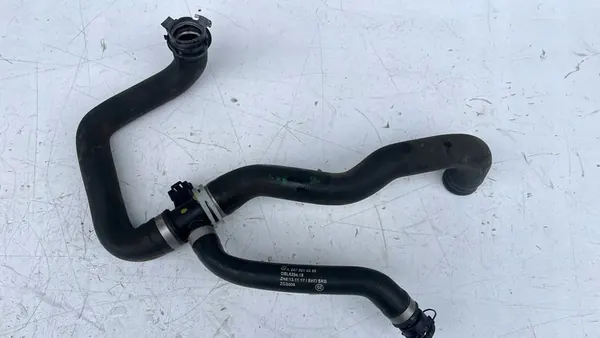 MERCEDES W247 Radiateurslang A2475010258 image 2