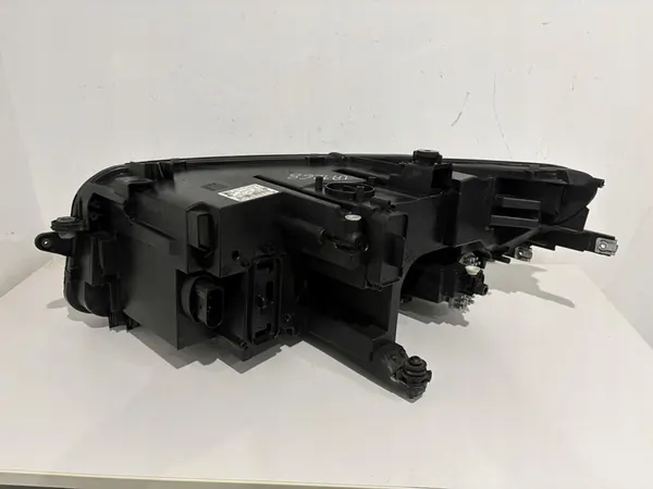 Farol direito VW TIGUAN II LIFT FULL LED 5NB941036G image 10