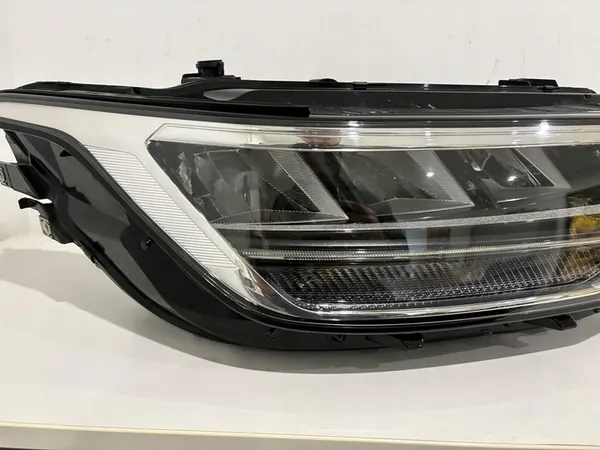 Farol direito VW TIGUAN II LIFT FULL LED 5NB941036G image 3