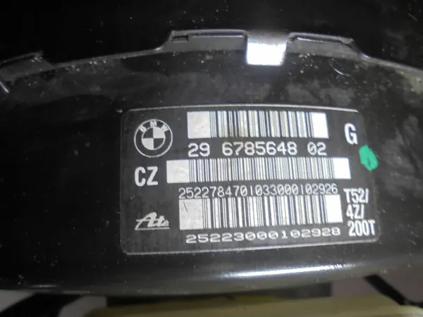 Servo de frein d'occasion OEM 6785648 pour BMW E90 image 6