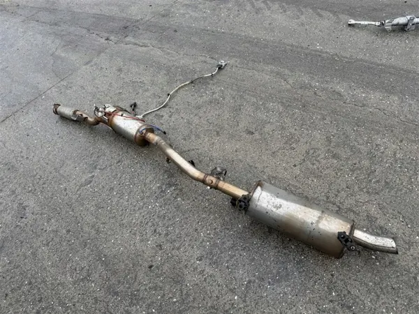 OEM 208020728R DPF FAP Catalisador para Renault Trafic IV image 2