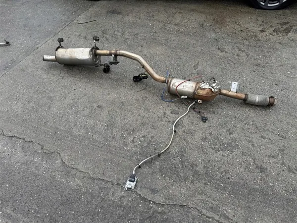 OEM 208020728R DPF FAP Catalisador para Renault Trafic IV image 3