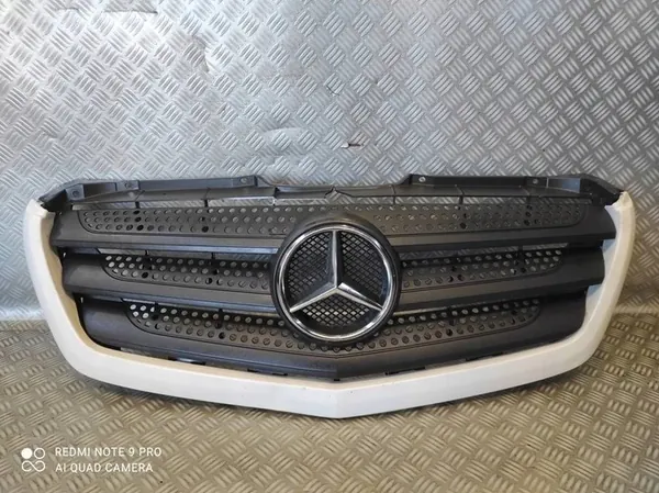 Framgrill Mercedes Sprinter W906 Lift image 2