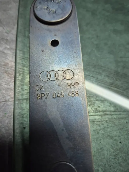Audi S5 Takakorilas OEM 8P7845458 Vasen puoli image 4