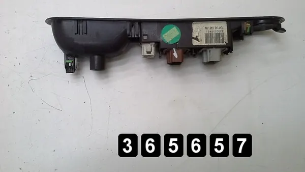 Interruptor Renault Espace OEM AM-365657 Usado image 3